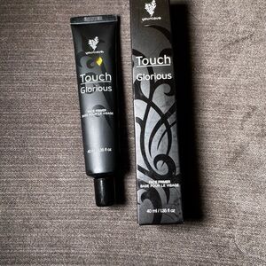 Younique Touch Glorious Face Primer Universal Clear Liquid 40ml / 1.35 fl oz